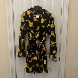 Black and Yellow Pikachu Robe, Size 10/12